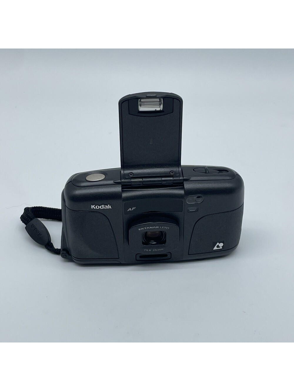 Kodak Advantix 3200AF 25mm Black Film Camera w/ Built In Flash - Tested